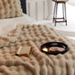 🛋️ 50% RABATT! 🔥 Mjuk Fluffig Filt – Varm, Lätt & Perfekt För Mysiga Stunder På Julen 🎄