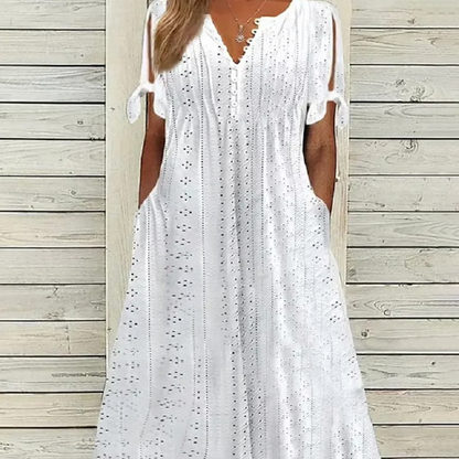 👗 50% RABATT NU! 🌸 Elegant V-ringad klänning med urtagning för kvinnor – Smyckande, luftig & perfekt för sommarfester eller romantiska kvällar 💃