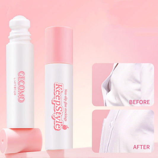 🧴 50% RABATT! 👕 Roll-on halkfritt transparent lim för kläder och hud – Fästning utan rester, osynligt & vattenbeständigt – perfekt för bälten, urringningar eller axelband – diskret hållbarhet hela dagen ✨