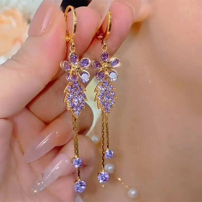 💎 KÖP 2 FÅ 1 GRATIS! ✨ Örhängen med Blommor & Tofsar – Syntetiska diamanter, Lätta & Eleganta För En Stilren Sommarlook 🌸