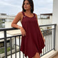 👗 50% RABATT NU! 🌿 Ärmlös damklänning med asymmetrisk fåll – Flödande & lätt – Perfekt för sommar, strand eller en ledig dag – feminin och modern design ✨