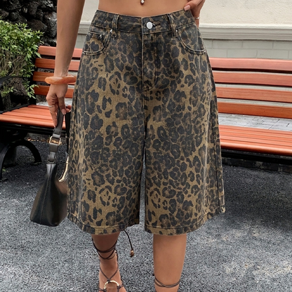 🩳 50% RABATT! 🐆 Damshorts i jeans med leopardmönster – Trendig & bekväm passform – Perfekt för sommaren, festivaler eller en tuff streetwear-look – sval denim som sitter skönt 🔥