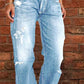 👖 50% RABATT NU! 🔥 Slim fit-jeans med utsvängda ben i sliten stil – Stretchig denim & vintage-look – Slitna detaljer & smickrande passform – perfekta för streetstyle eller lediga dagar ✨
